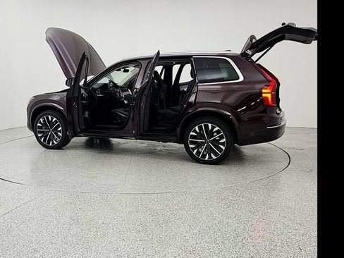 New 2026 Volvo XC90 T8 Ultra w/ Protection Package Premier AWD/4WD image 12