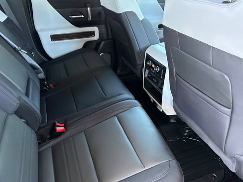 Used 2025 GMC Hummer EV 3X AWD/4WD image 24
