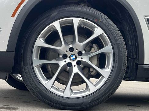 Used 2023 BMW X5 xDrive40i w/ Premium Package AWD/4WD image 25