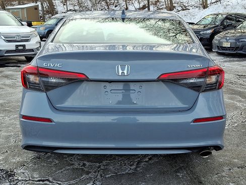 Certified 2024 Honda Civic Sport image 5