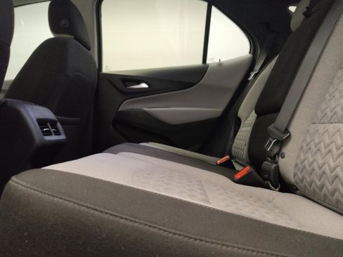 Used 2023 Chevrolet Equinox LS FWD image 18