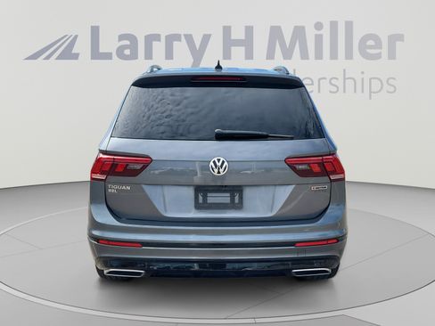 Used 2019 Volkswagen Tiguan SEL R-Line AWD/4WD image 4