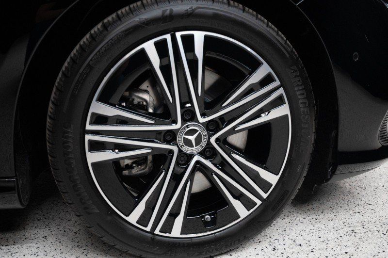 New 2027 Mercedes-Benz CLA 250+ image 10