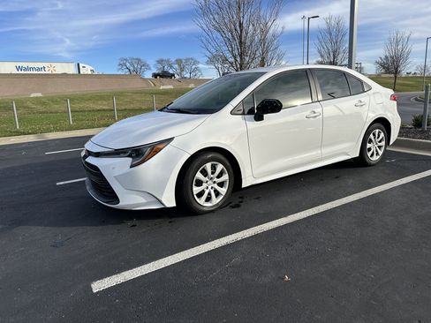 Certified 2024 Toyota Corolla LE image 5