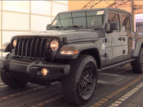 Used 2021 Jeep Gladiator Sport AWD/4WD image 1