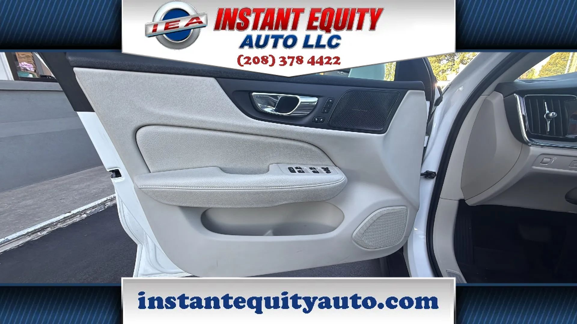 Used 2022 Volvo V60 T5 Cross Country w/ Advanced Package AWD/4WD image 21