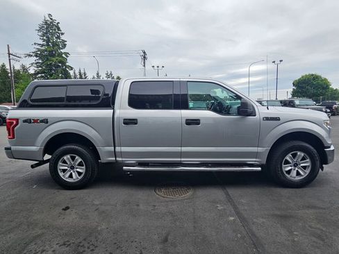 Used 2015 Ford F150 XLT AWD/4WD image 6