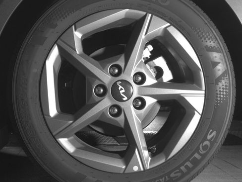 Used 2025 Kia K4 FWD image 14