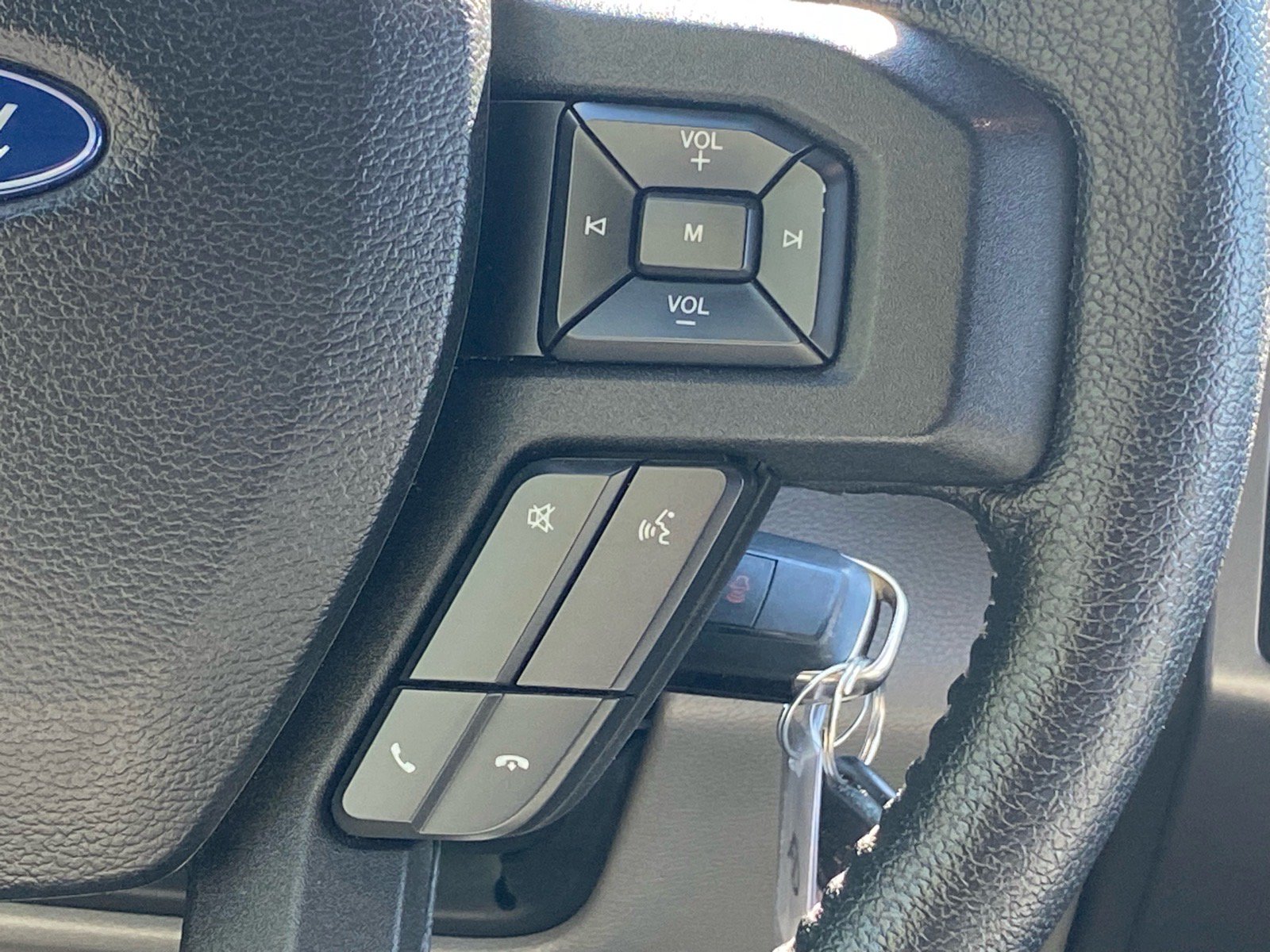 Used 2015 Ford F150 XLT w/ Equipment Group 302A Luxury AWD/4WD image 12