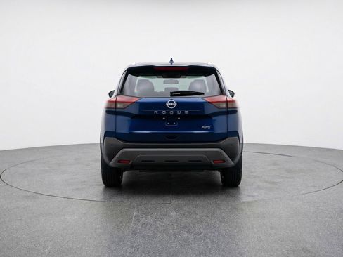 Used 2025 Nissan Rogue SV AWD/4WD image 7