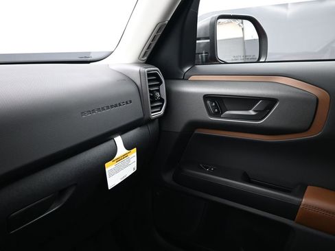 New 2025 Ford Bronco Sport Outer Banks w/ Outer Banks Tech Package+ image 17