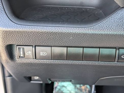 Used 2023 Toyota RAV4 XSE AWD/4WD image 21