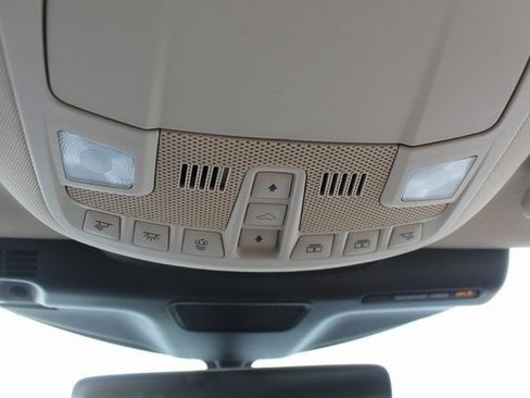 Certified 2022 Lincoln Nautilus Reserve image 28