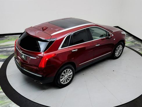 Used 2018 Cadillac XT5 Luxury w/ Driver Awareness Package image 15