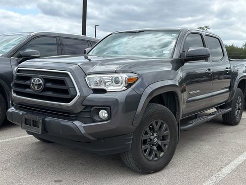 Used 2023 Toyota Tacoma SR5 RWD image 13