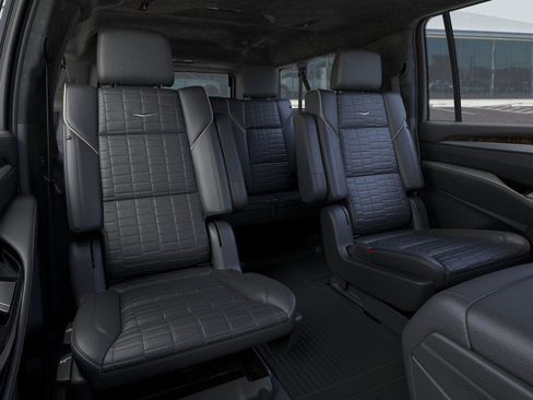 New 2026 Cadillac Escalade ESV Platinum Sport w/ LPO, Floor Liner Package AWD/4WD image 18