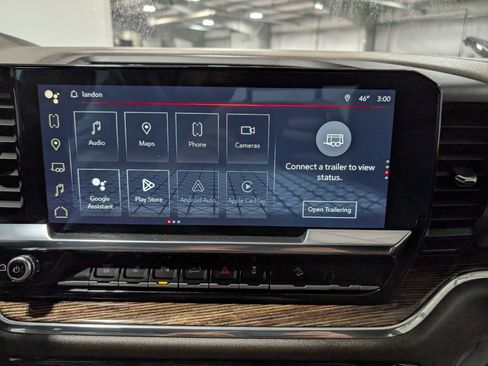 Used 2024 GMC Sierra 3500 SLE w/ SLE Value Package image 25