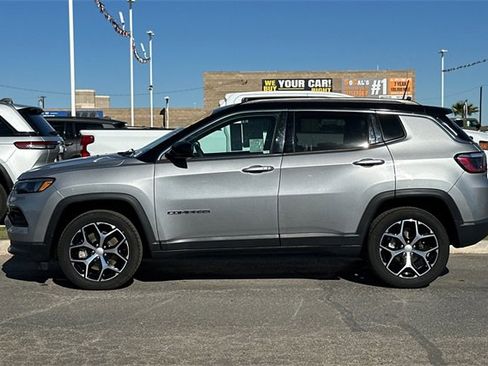 Certified 2024 Jeep Compass Limited image 10