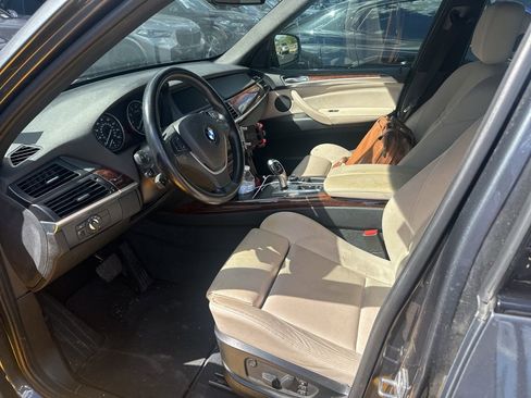 Used 2013 BMW X5 xDrive35i image 4