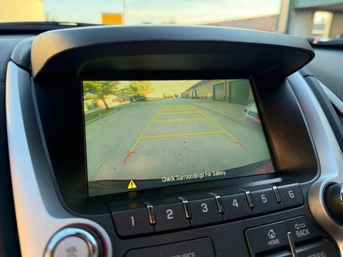 Used 2017 GMC Terrain SLT image 16