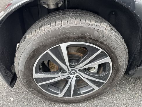 Used 2024 Lexus RX 350h w/ Accessory Package (P1) image 8