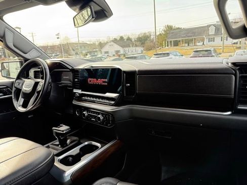 Used 2023 GMC Sierra 1500 SLT w/ SLT Premium Package image 22