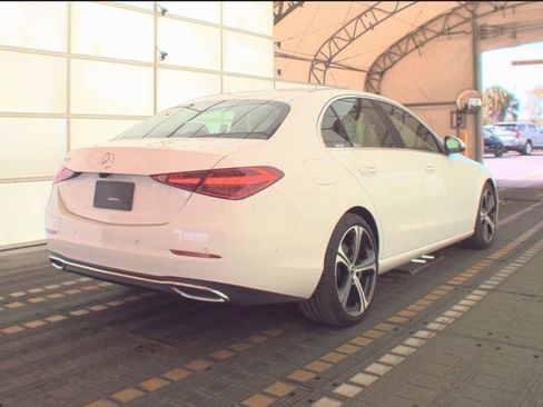 Used 2025 Mercedes-Benz C 300 Sedan image 2