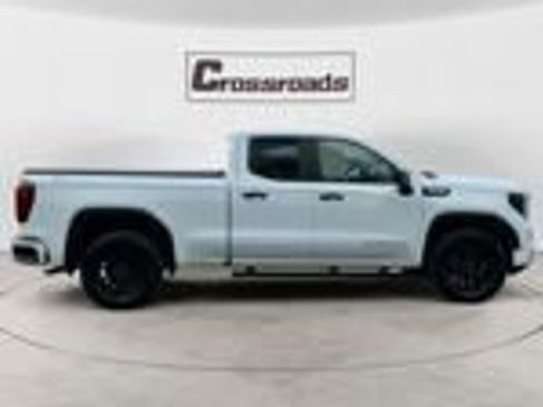 Used 2025 GMC Sierra 1500 Pro w/ Graphite Edition AWD/4WD image 10