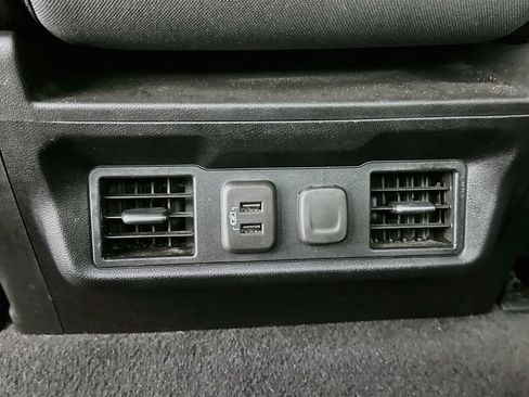 Used 2021 Chevrolet Silverado 1500 LT w/ Bed Protection Package RWD image 29