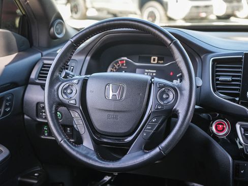 Used 2023 Honda Ridgeline Black Edition image 15