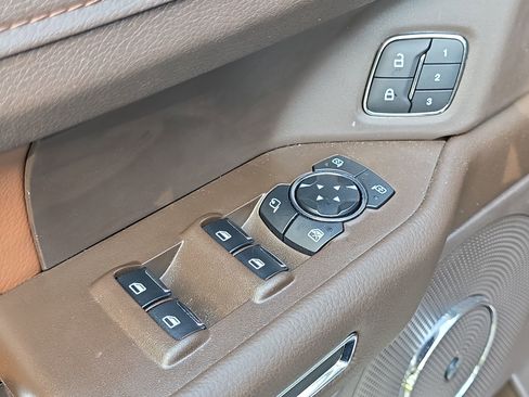 Used 2024 Ford Expedition Max King Ranch image 13