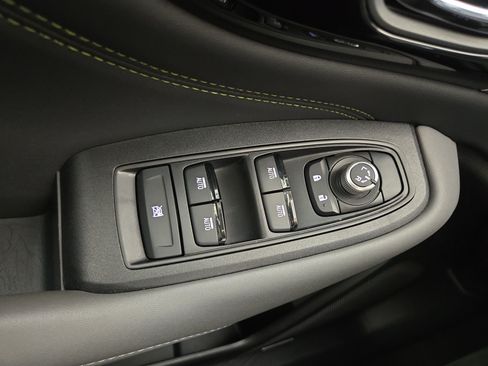 Used 2025 Subaru Outback Onyx Edition AWD/4WD image 31