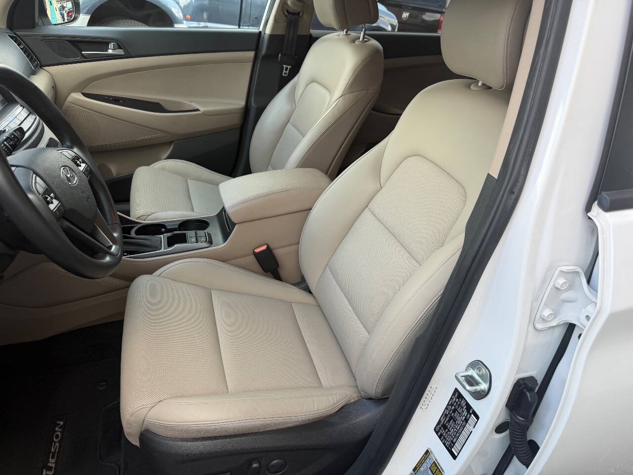 Used 2016 Hyundai Tucson Limited FWD image 8