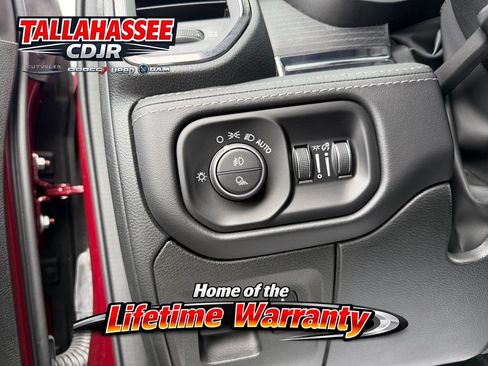 Used 2024 RAM 1500 Limited AWD/4WD image 35