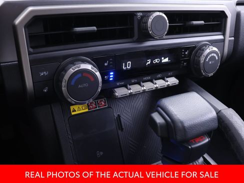 Certified 2025 Toyota 4Runner TRD Off-Road Premium AWD/4WD image 6