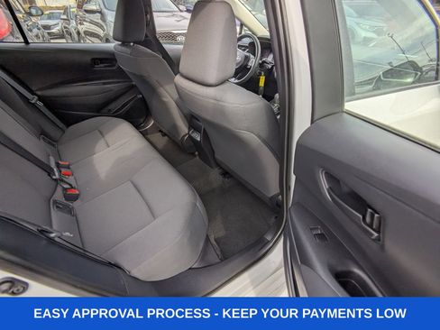 Used 2025 Toyota Corolla LE image 17