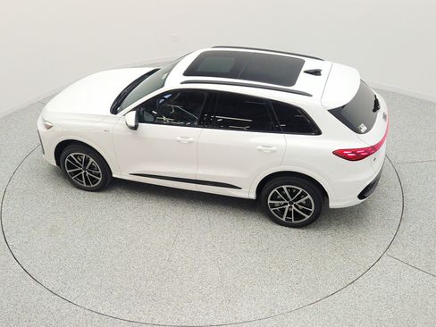 New 2026 Audi Q5 Premium Plus AWD/4WD image 23