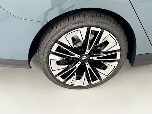 New 2027 BMW 530i w/ Premium Package RWD image 32