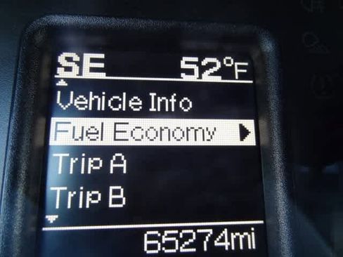 Used 2022 RAM 1500 Classic SLT image 19