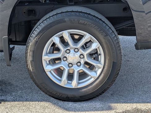 Used 2023 Chevrolet Silverado 1500 LT image 10