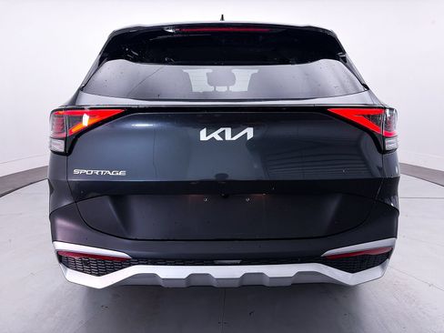 Used 2024 Kia Sportage EX FWD image 12