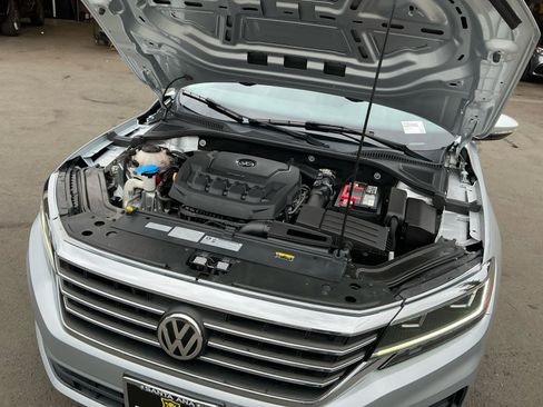 Used 2020 Volkswagen Passat 2.0T SEL image 24