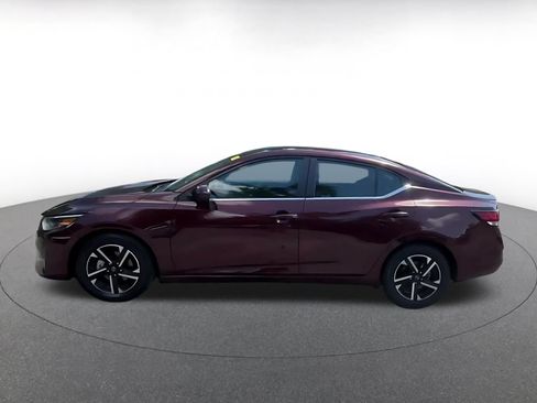 Used 2025 Nissan Sentra SV FWD image 9