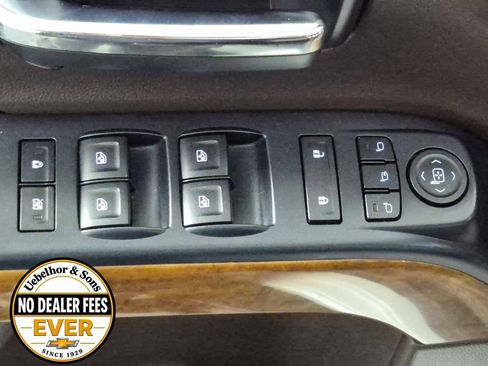 Used 2014 Chevrolet Silverado 1500 High Country w/ High Country Premium Package AWD/4WD image 16