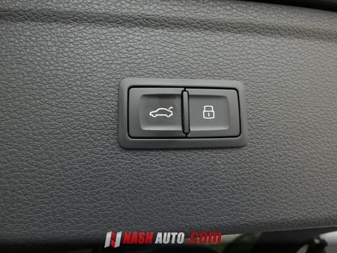 Used 2018 Audi SQ5 Premium Plus w/ S Sport Package AWD/4WD image 75