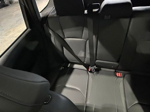 Used 2025 Subaru Forester Limited AWD/4WD image 12