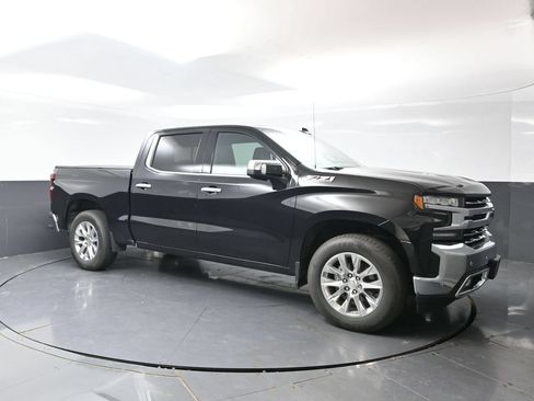 Used 2021 Chevrolet Silverado 1500 LTZ w/ LTZ Premium Package AWD/4WD image 5