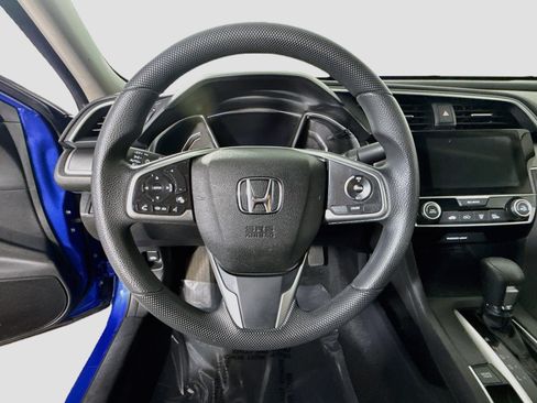 Used 2018 Honda Civic EX image 13