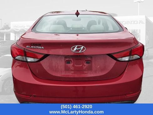 Used 2016 Hyundai Elantra SE w/ Option Group 02 FWD image 4