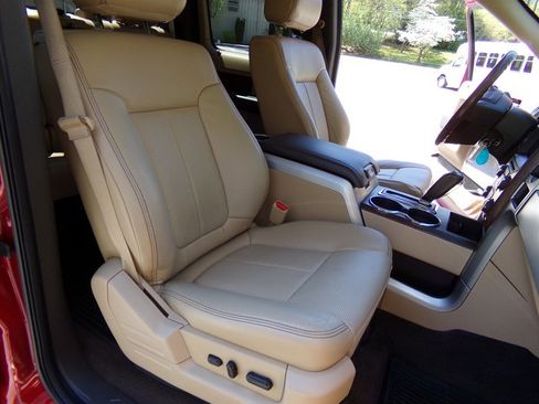 Used 2013 Ford F150 Lariat w/ Luxury Equipment Group image 32